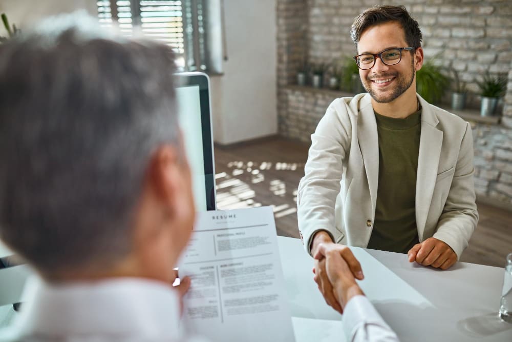 How to Improve Candidate Experience with Transparent Recruitment